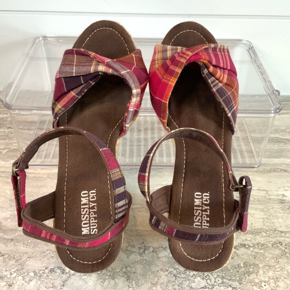 Mossimo Supply Co. Wedge Sandals Size 8.5 - Picture 3 of 4